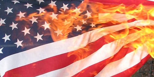 горящий американский флаг во сне
